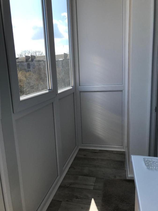 Flat in the city center Apartamento Kherson Exterior foto