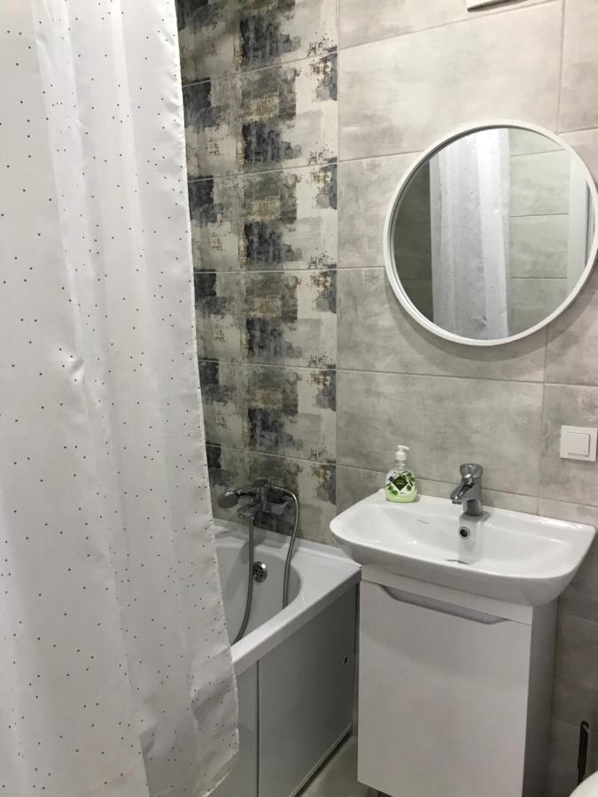 Flat in the city center Apartamento Kherson Exterior foto
